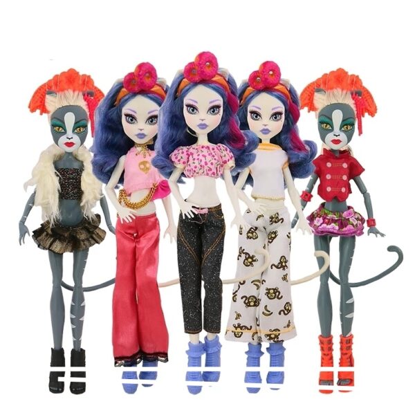 Oblečení pro Monster High